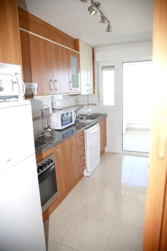 Apartment with 2 bedrooms in La Manga with wonderful sea view furnished terrace and WiFi 100 m from , Murcia
