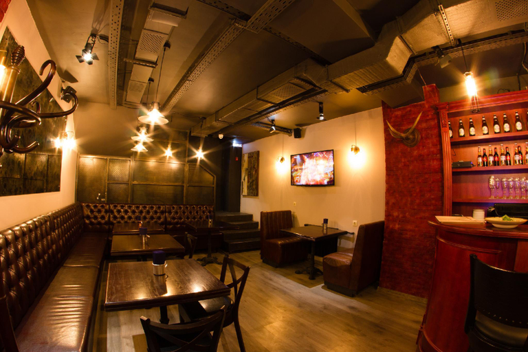 Food & Drinks 4, Woodloft, Central
