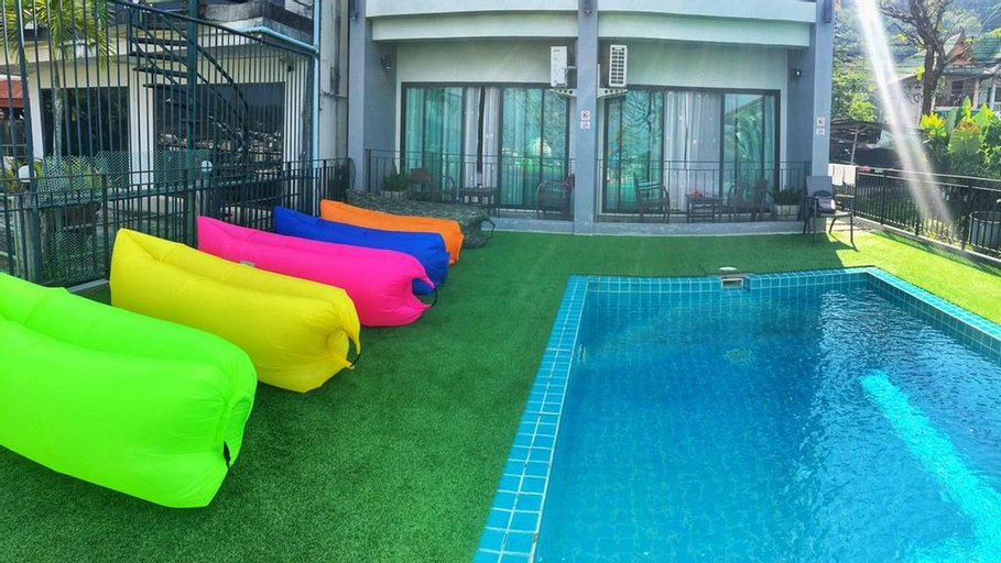 Sea Quest Hotel 10BR w/Rooftop Pool in Patong, Phuket Island