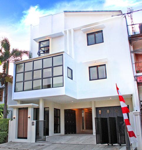 Exterior & Views 1, Casavida Residence, South Jakarta