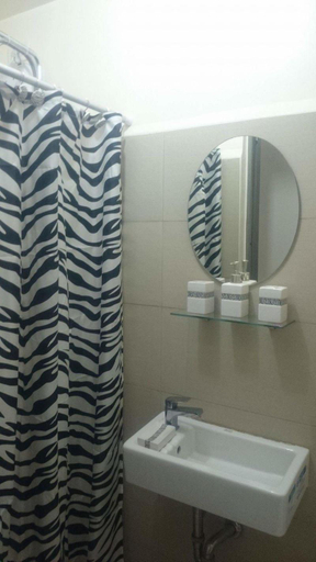 Bathroom, Taft Ave Green Residences with wifi & Netflix, Manila City