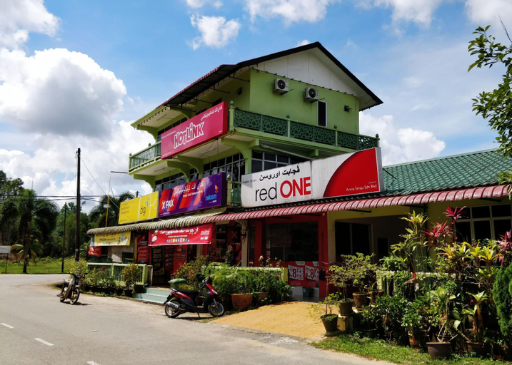 HOMESTAY (ARENA INN), Dungun