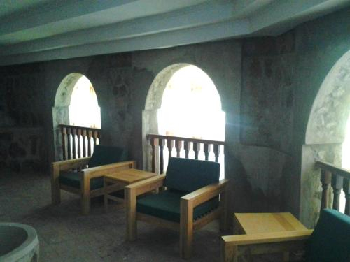 Proland Inn, Turkana West