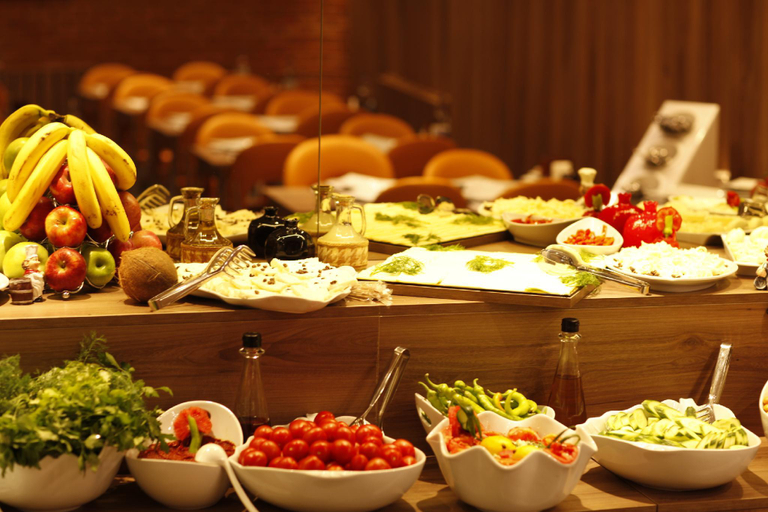 Food & Drinks 5, Castillo Hotel, Merkez