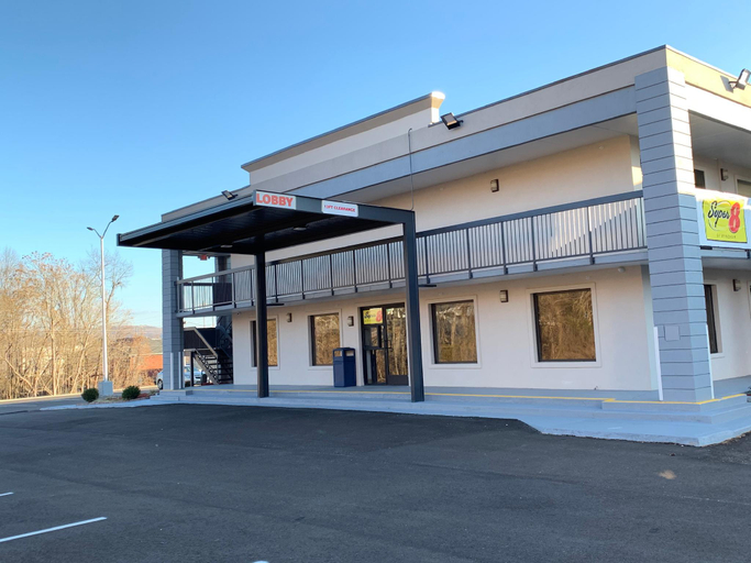 Exterior & Views 2, Super 8 by Wyndham Cookeville, Putnam
