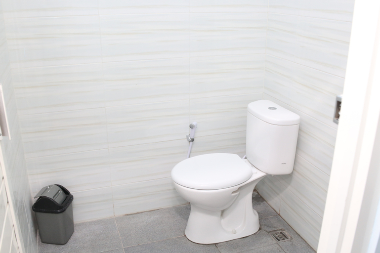 RedDoorz Syariah near Suncity Mall Madiun, Madiun