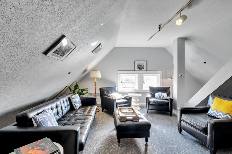 Public Area 2, College Inn - European-Style Hotel, Seattle