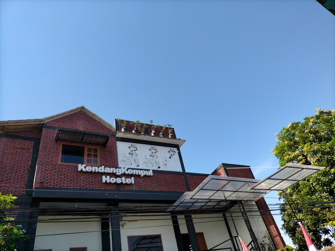 Kendang Kempul Hostel Room Type - Superior Room, Private Bathroom