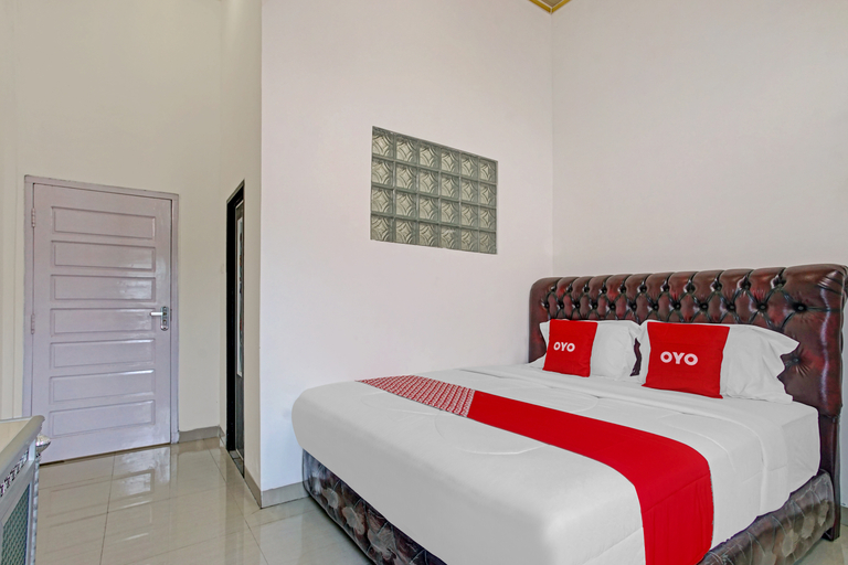 Bedroom 1, OYO 90585 Saka Ganta Guest House, Way Kanan