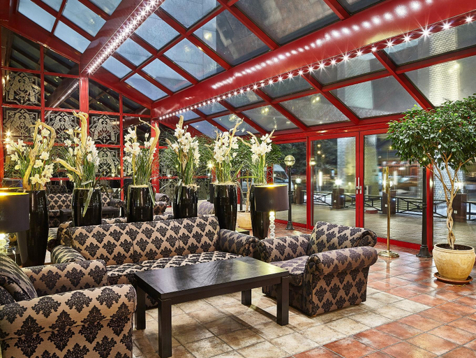 Others 5, Rushotel, South-Western