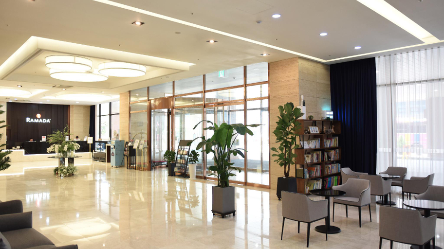 Public Area 4, Ramada by Wyndham Yongin, Yongin