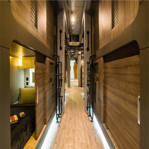 Public Area 2, Nonze Hostel, Pattaya