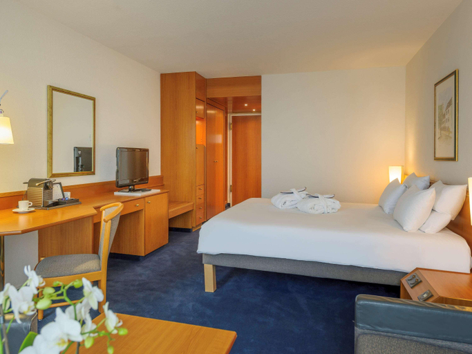 Bedroom 3, Novotel Freiburg am Konzerthaus, Freiburg im Breisgau