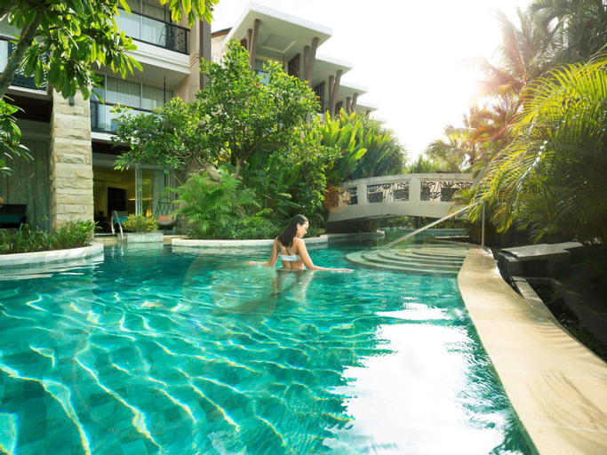 Swimming Pool 22