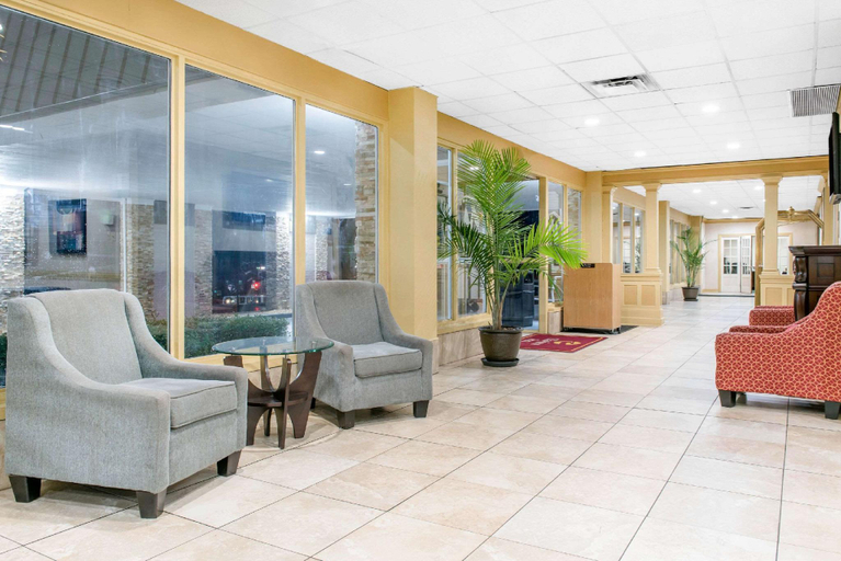 Public Area 2, Quality Inn Dayton Airport, Montgomery