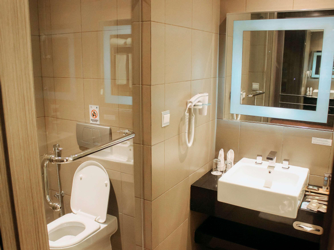 Bathroom 21