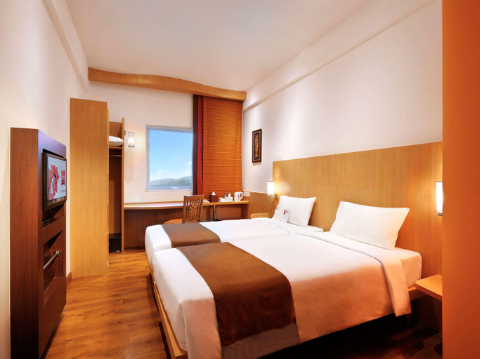 Room 3