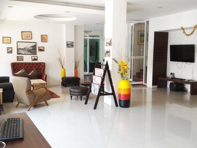Public Area 2, S2s Queen Trang Hotel, Muang Trang