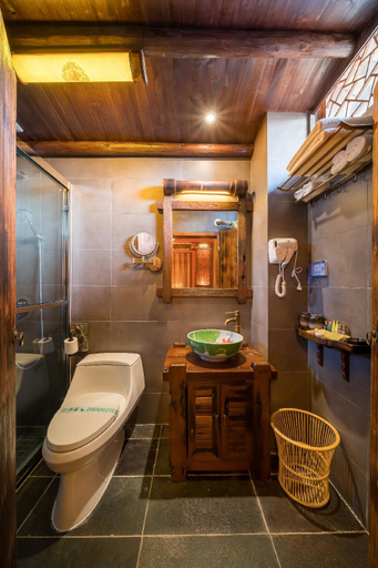 Bathroom 5, Yangshuo Tea Cozy Hotel, Guilin