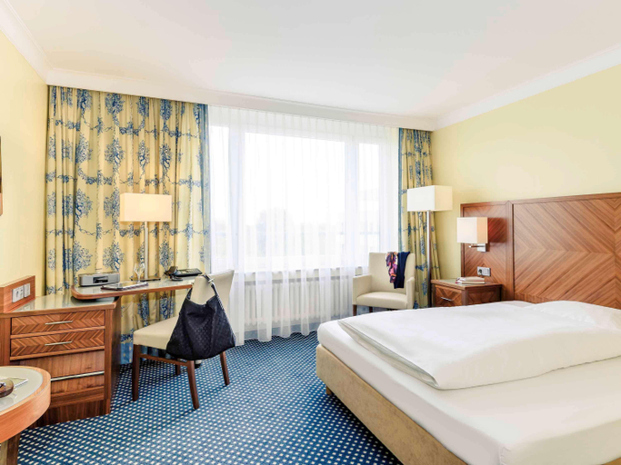 Bedroom 4, Hotel Krefelder Hof, Krefeld