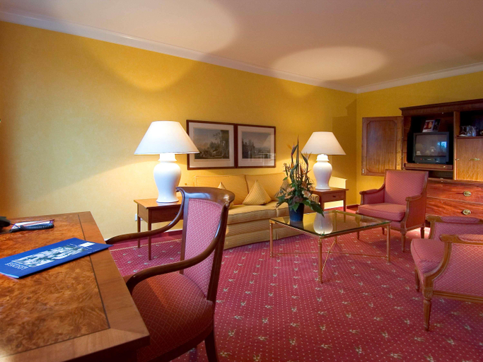 Bedroom 5, Hotel Krefelder Hof, Krefeld