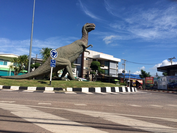 Dino Studio Luxury Homestay, Muang Kalasin
