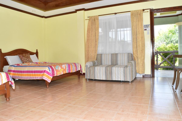 Bedroom, Cocobana Beach Resort, Daanbantayan