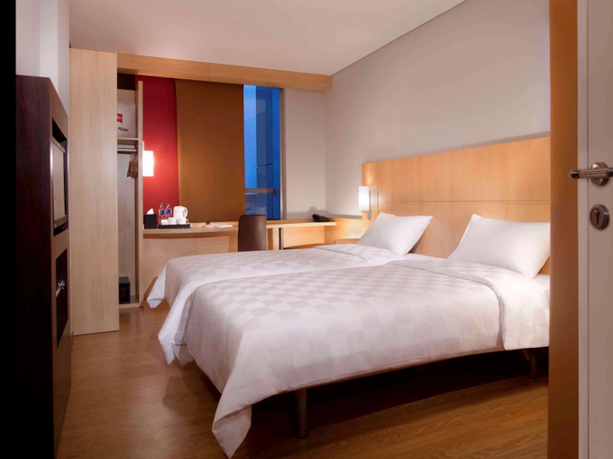 Bedroom 3, ibis Jakarta Senen, Central Jakarta