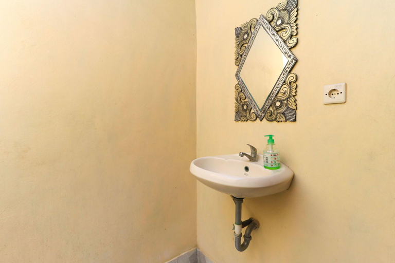 Bathroom 5, Ceningan Inn, Klungkung
