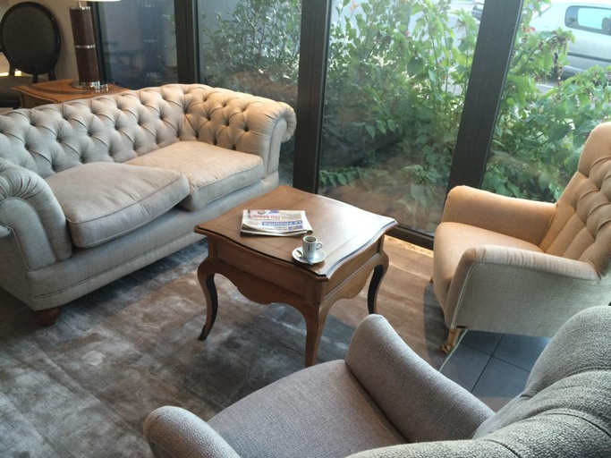 Public Area, Logis Hotel L'Horizon, Rhône