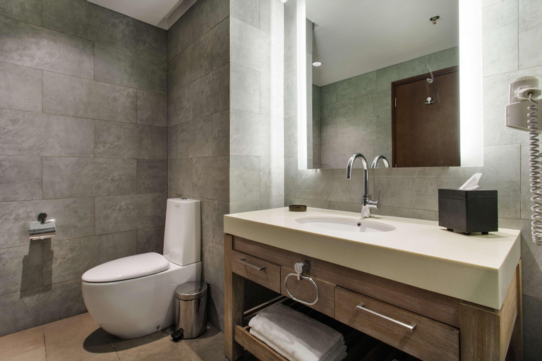 Bathroom 9