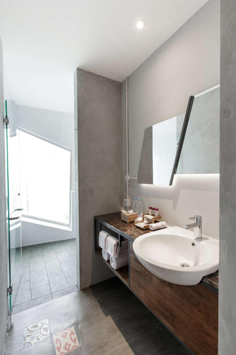Bathroom 5, Janevalla Bandung, Bandung