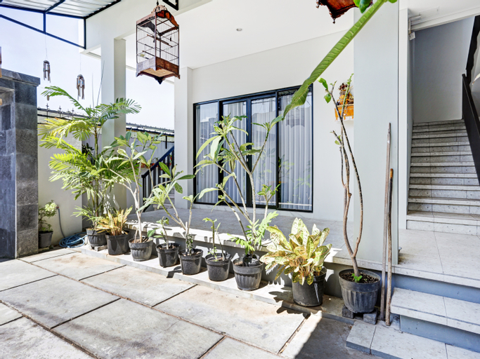 Exterior & Views 4, OYO 90521 Rumah Ibu, Badung