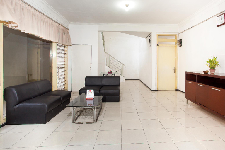 Public Area 3, 143 Dukuh Kupang Residence, Surabaya