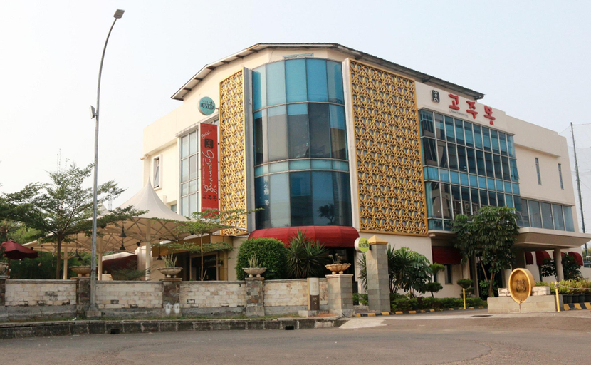 Exterior & Views 3, Java Palace Hotel, Cikarang