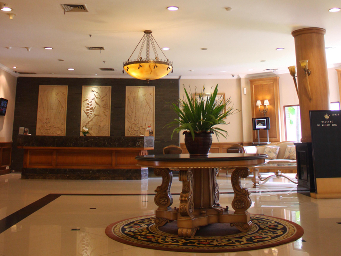 Public Area 5, The Majesty Business and Family Hotel, Bandung