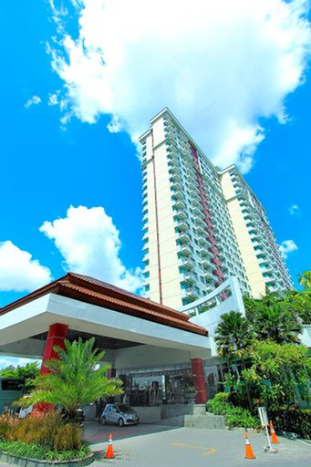 Exterior & Views 2, 2BR at Solo Paragon Apartment with Pool View, Solo