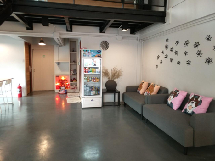 Public Area 2, BUSKET HOSTEL, Muang Chiang Rai