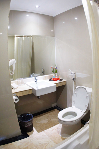 Bathroom 4