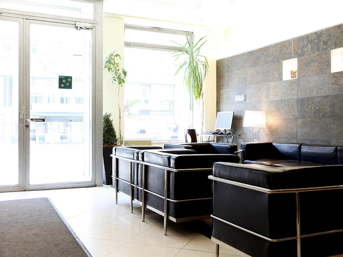 Public Area 2, Hotel Attaché, Wien