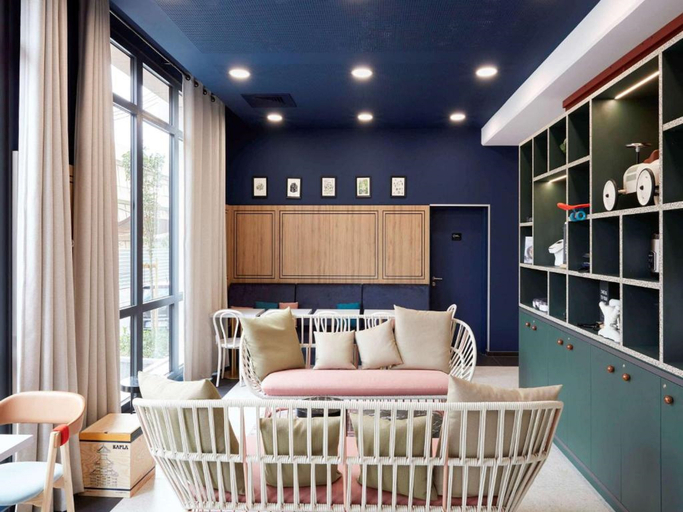 Public Area, Aparthotel Adagio Paris Suresnes Longchamp, Hauts-de-Seine