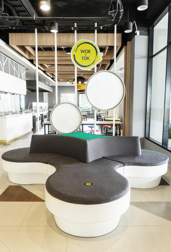 Public Area 2, YELLO Hotel Jambi, Jambi