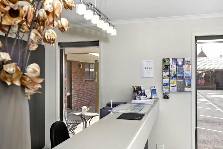 Public Area 2, Elm Tree Motel, Warrnambool