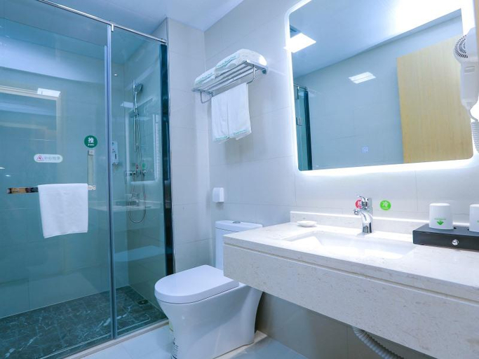 Bathroom 4, Greentree Inn Chuzhou Government Zijin Commercial , Chuzhou