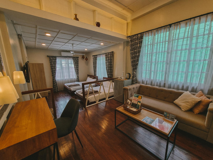 Others 4, R Bed & Breakfast, Baguio City