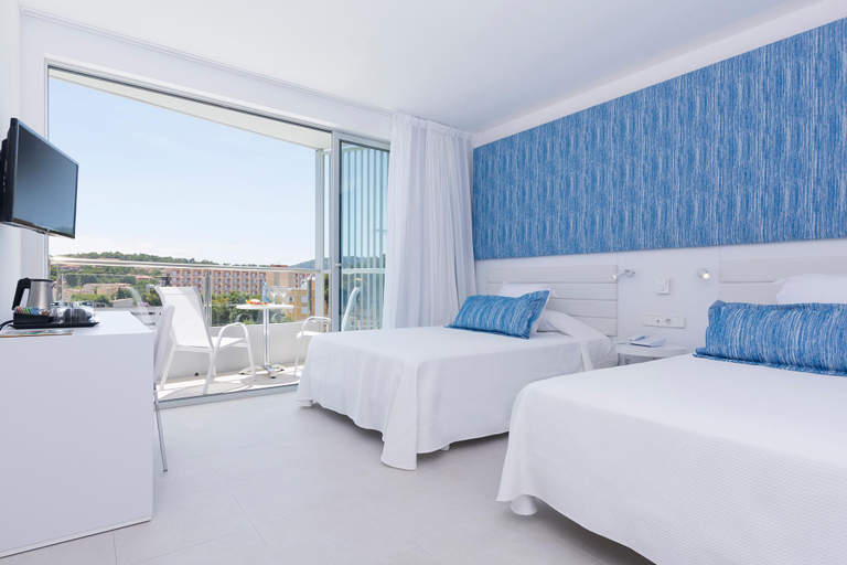 Bedroom 3, Reverence Mare Hotel, Baleares