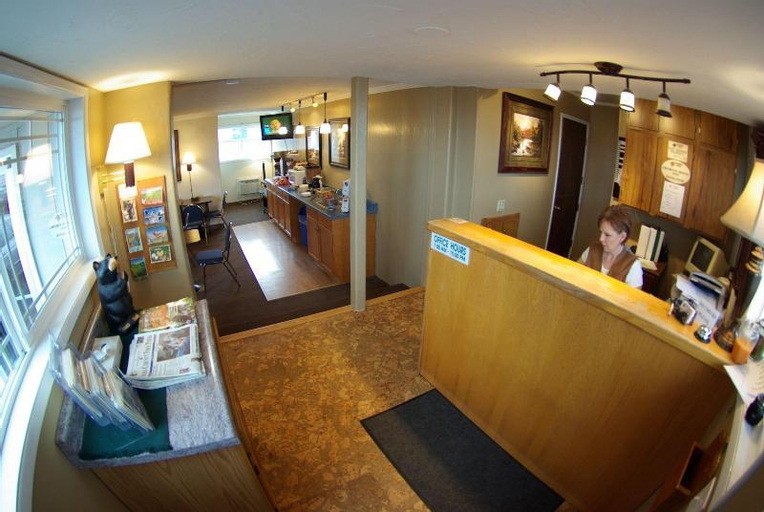 Lobby 1, Gateway Inn, Idaho
