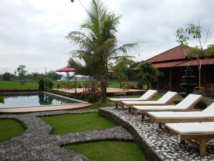 Sport & Beauty, Twin bed at Rumah Dharma 03, Magelang