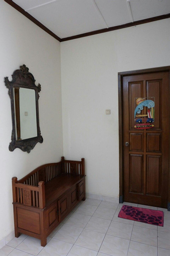 Sport & Beauty, Komala Guesthouse, 10 mins to Malioboro, Yogyakarta