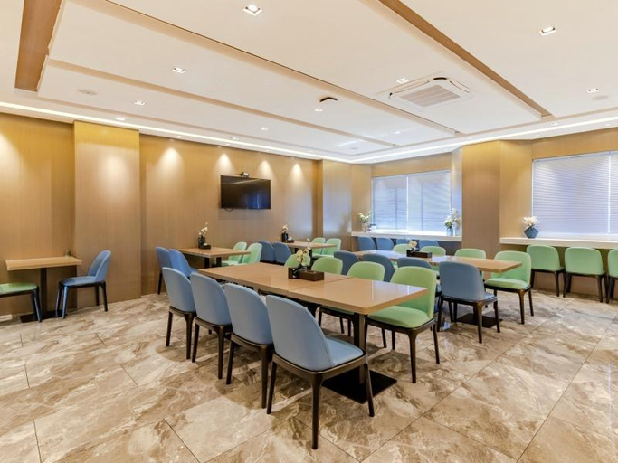 Food & Drinks 5, GreenTree Eastern Chizhou Changjiang Middle Road RT-Mart Hotel, Chizhou